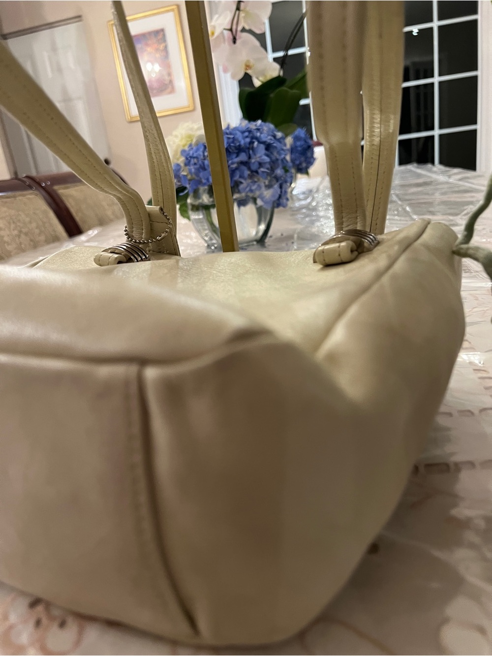 Jacqueline Ferrar Genuine Leather Ivory Shoulder Bag | Classic Purse - Picture 11 of 13